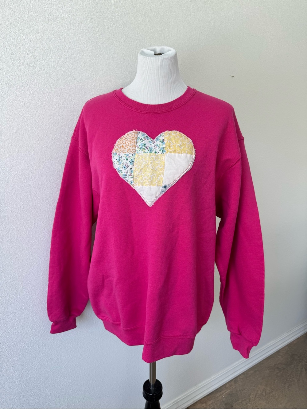 Vintage Jerzees Pink Heart Patchwork Quilted Sweatshirt